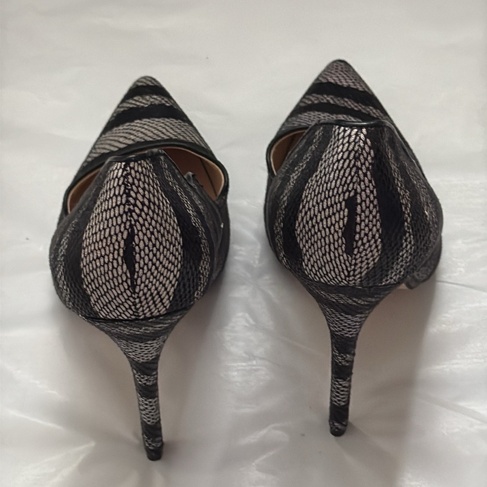 JustFab Shoes Amella black ivory‎ stripes pointed pumps stiletto heels Sz 9 - Picture 6 of 11